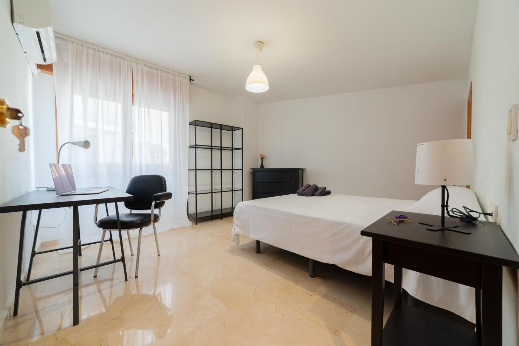 Trendyrooms Granada, Centro A 10 Minutos Andando Buitenkant foto